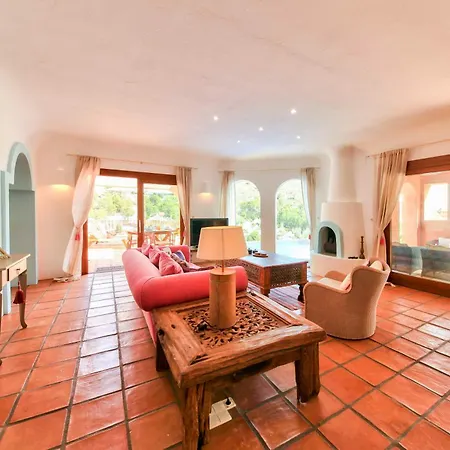 Casa Camaleon *