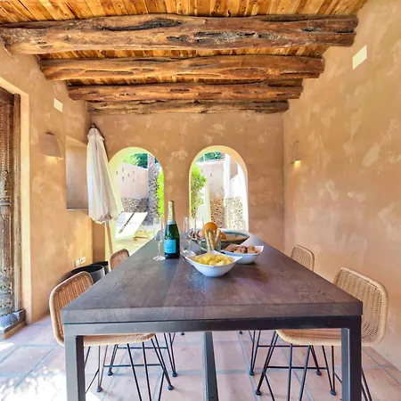 Casa Camaleon