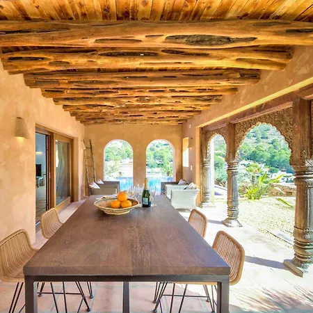 Casa Camaleon Villa *